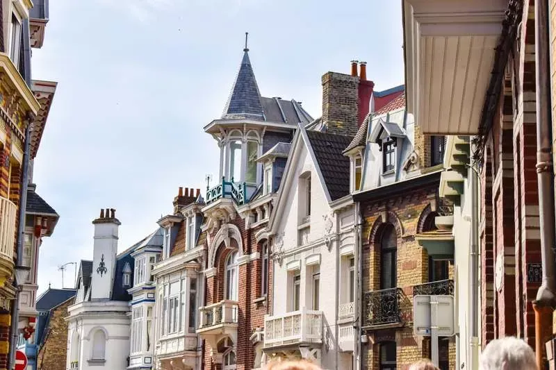 Rénovez à l'identique une belle maison classée avec CREDIFI Dunkerque 